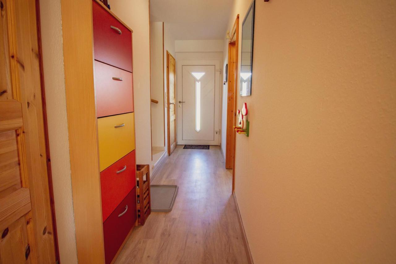 Haus Leuchtturm - Ebbe Appartement Krummhörn Buitenkant foto